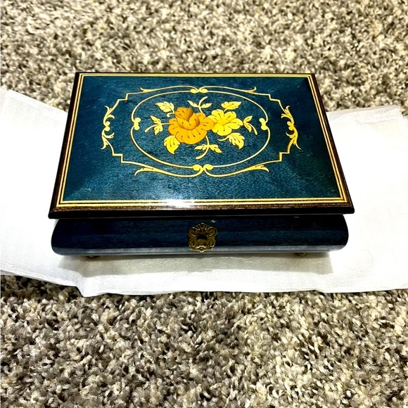 REUGE Jewelry Reuge Jewelry Music Box With Key Over The Rainbow